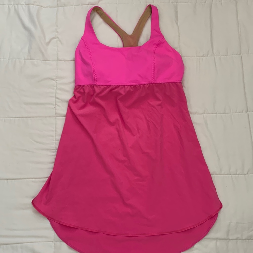 Lululemon workout top